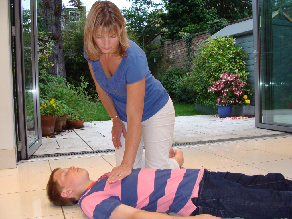 How to do CPR on a child London Mums Magazine