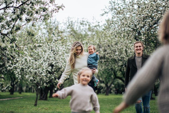 families playing in May in London 
